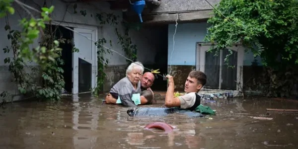 Badai Boris Hantam Sejumlah Negara Eropa, Warga Terpaksa Mengungsi Pasca Banjir